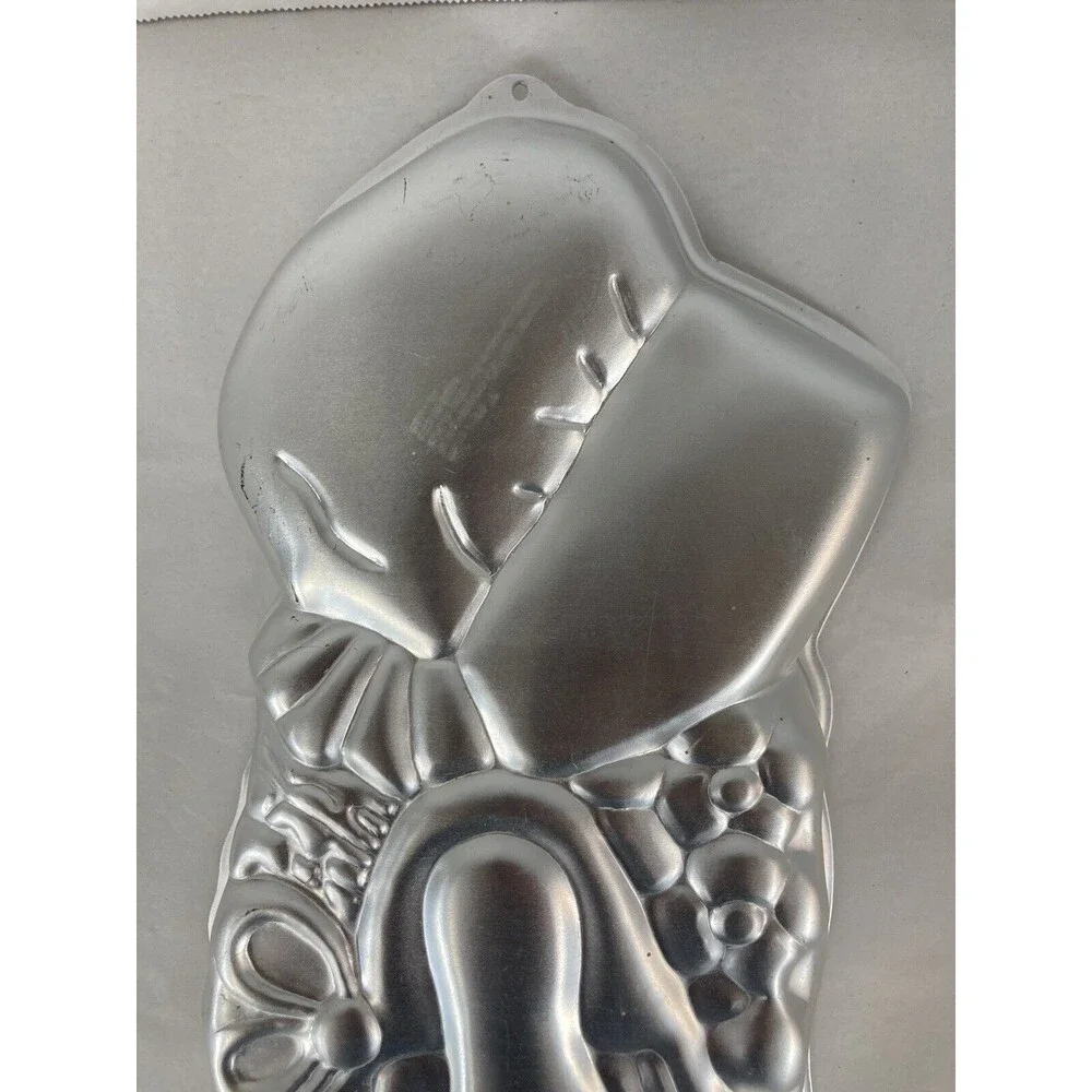 Wilton Holly Hobbie 1975 Aluminum Happy Birthday Cake Pan 17x8 Vintage Baking